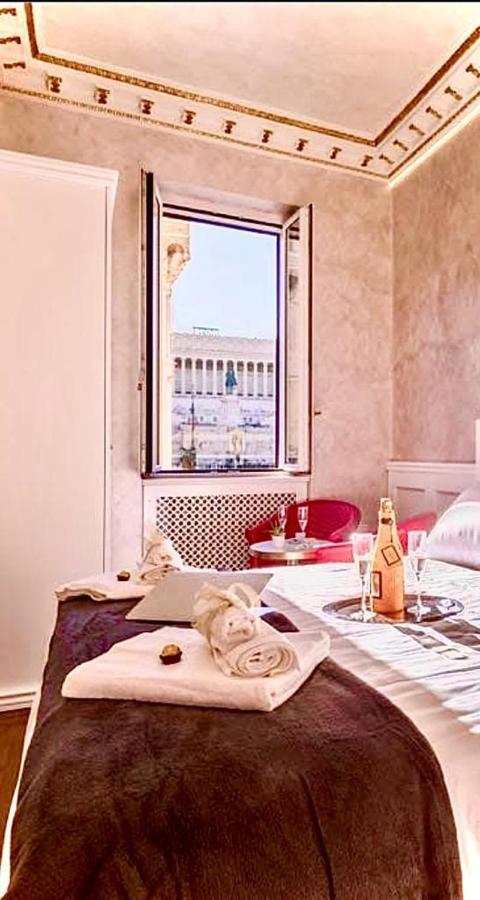 Piazza Venezia Luxury Suite Roma Exterior foto
