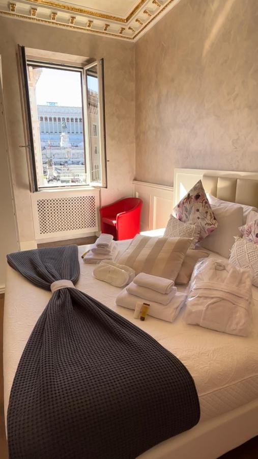 Piazza Venezia Luxury Suite Roma Exterior foto