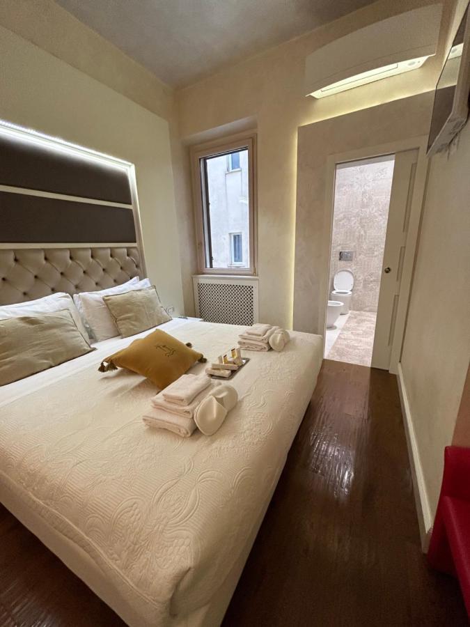 Piazza Venezia Luxury Suite Roma Exterior foto