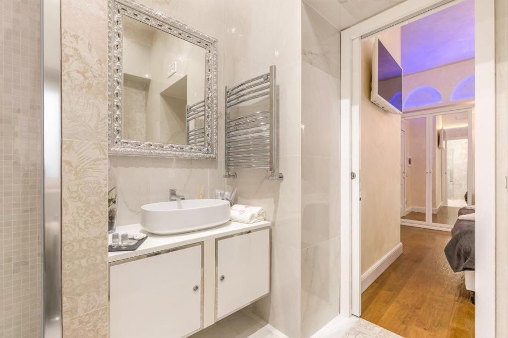 Piazza Venezia Luxury Suite Roma Exterior foto