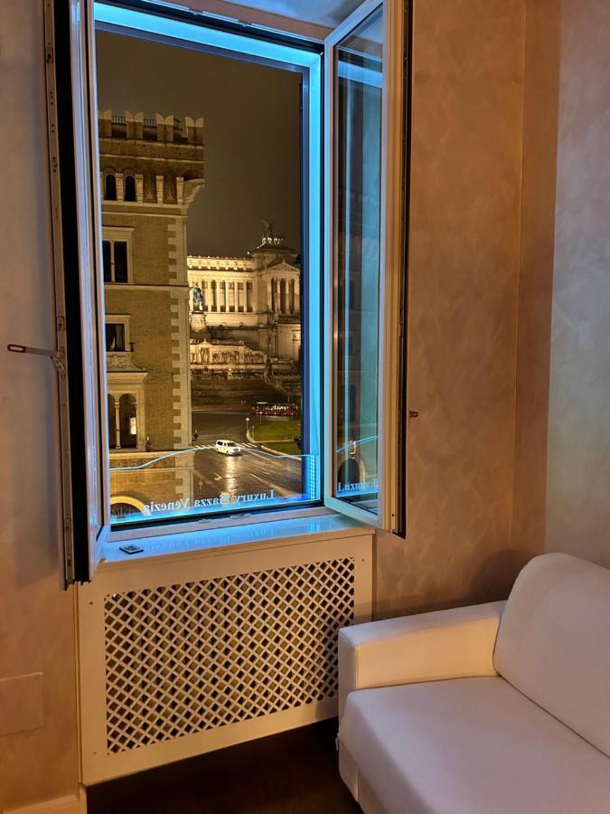 Piazza Venezia Luxury Suite Roma Exterior foto