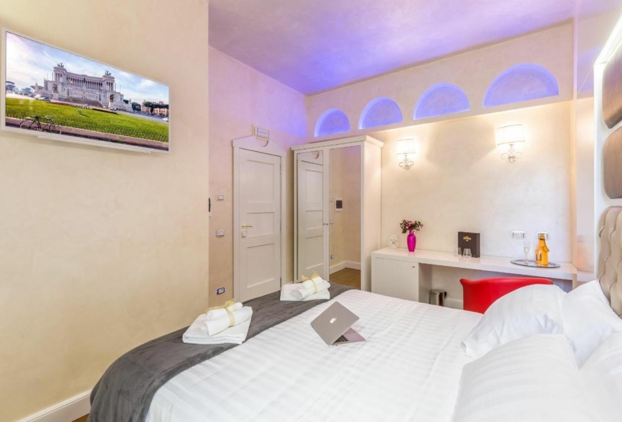 Piazza Venezia Luxury Suite Roma Exterior foto